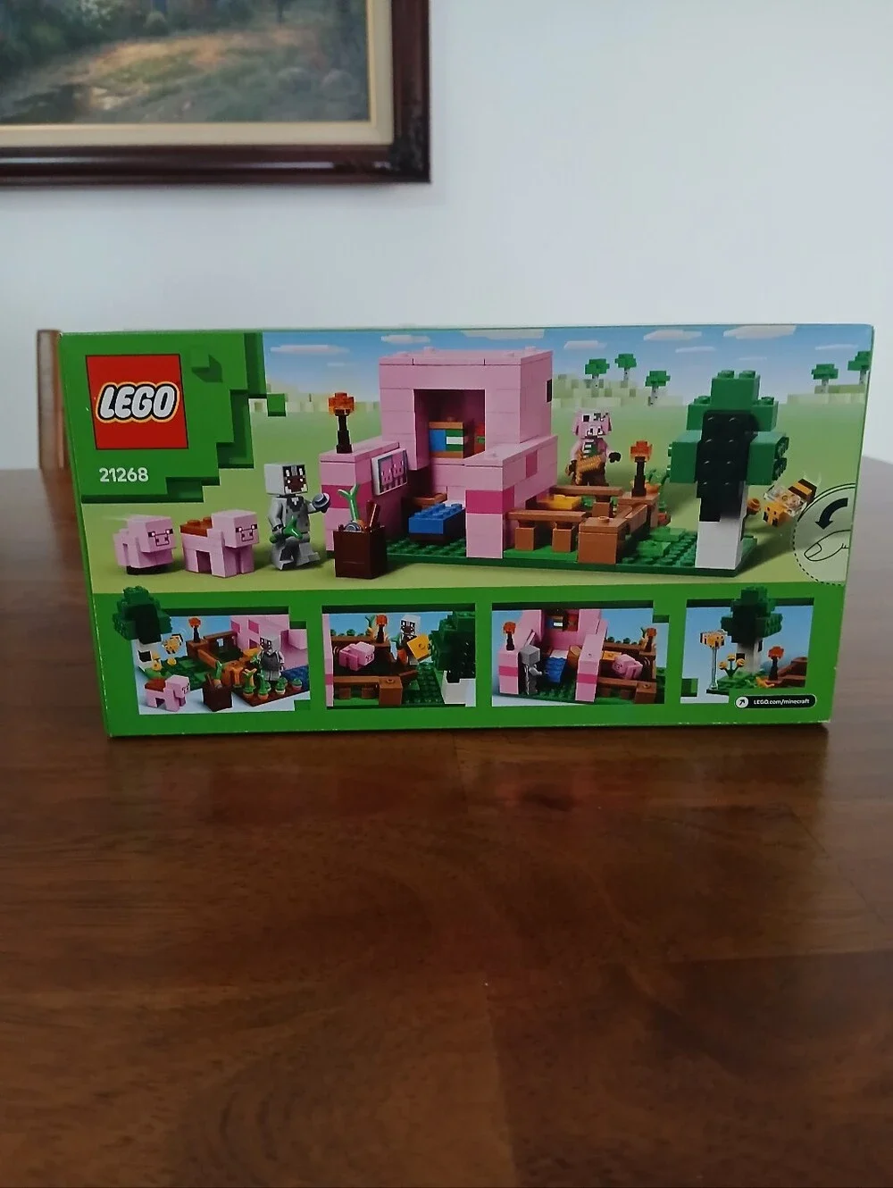 Lego Minecraft The Baby Pig House Building Set Ages 7+ 238 PCS NWT